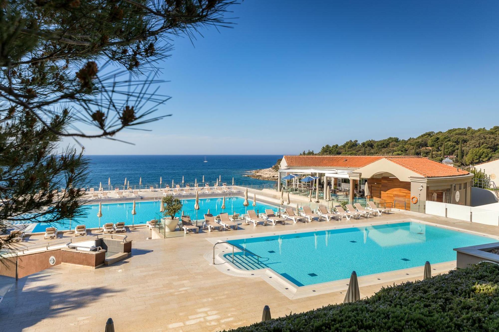 Verudela Villas Pula Exterior photo